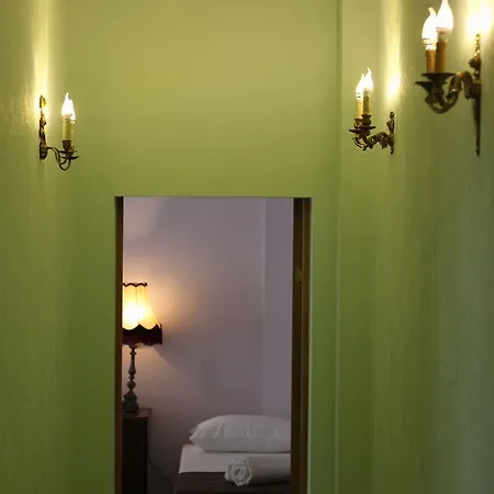 Patefonrooms *